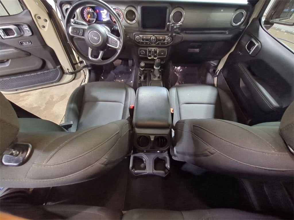 2022 Jeep Gladiator Overland