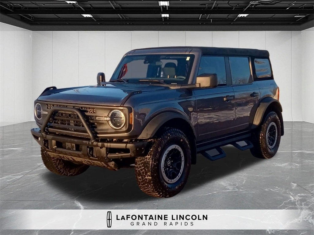 2021 Ford Bronco Base