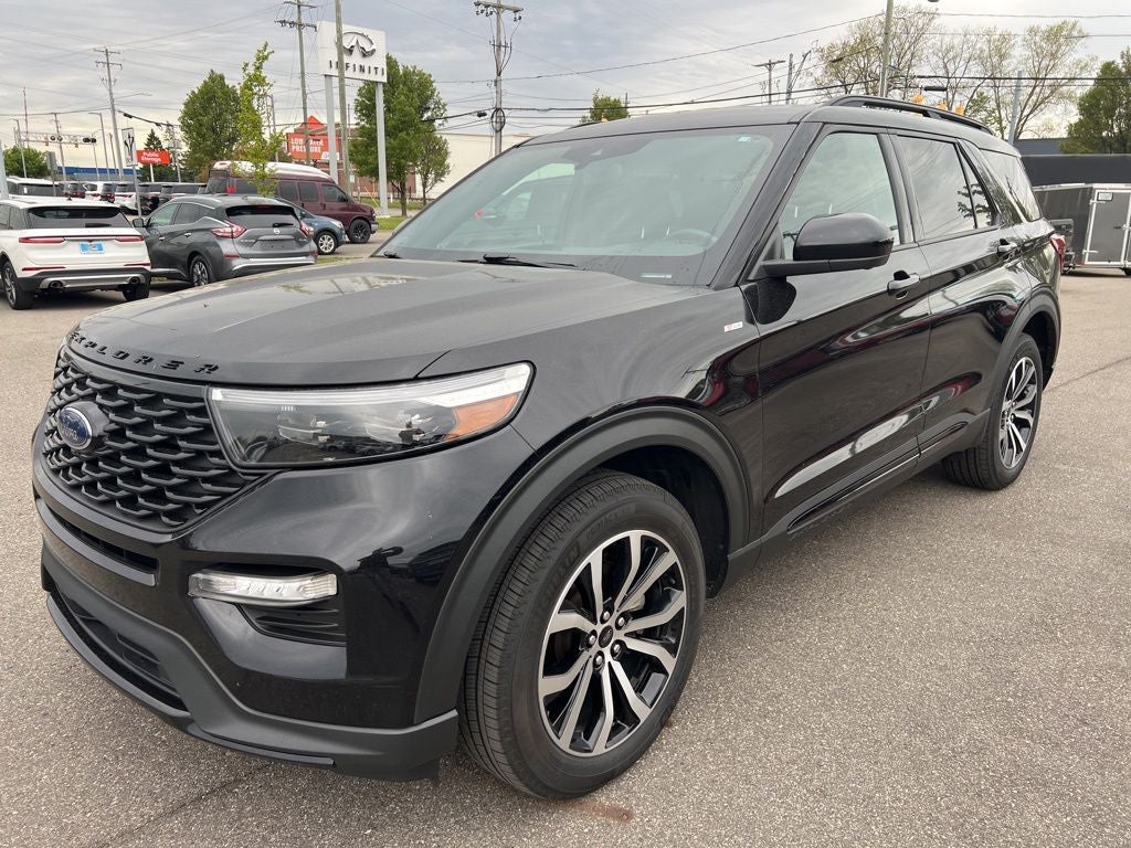 2022 Ford Explorer ST-Line