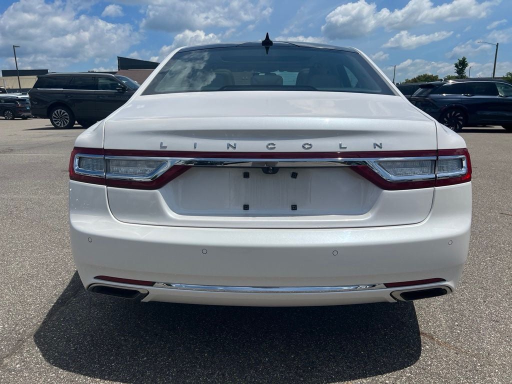 2019 Lincoln Continental Select
