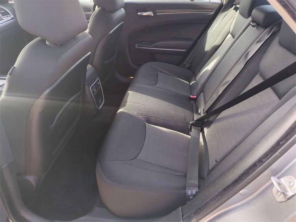 2018 Chrysler 300 Touring