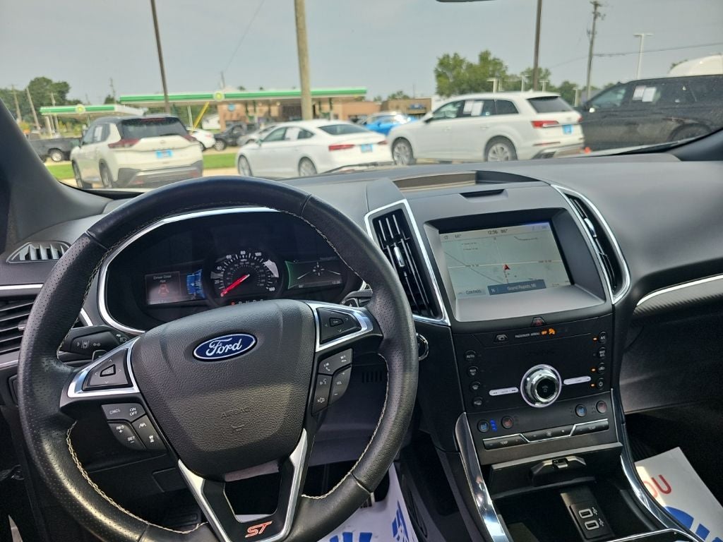 2020 Ford Edge ST