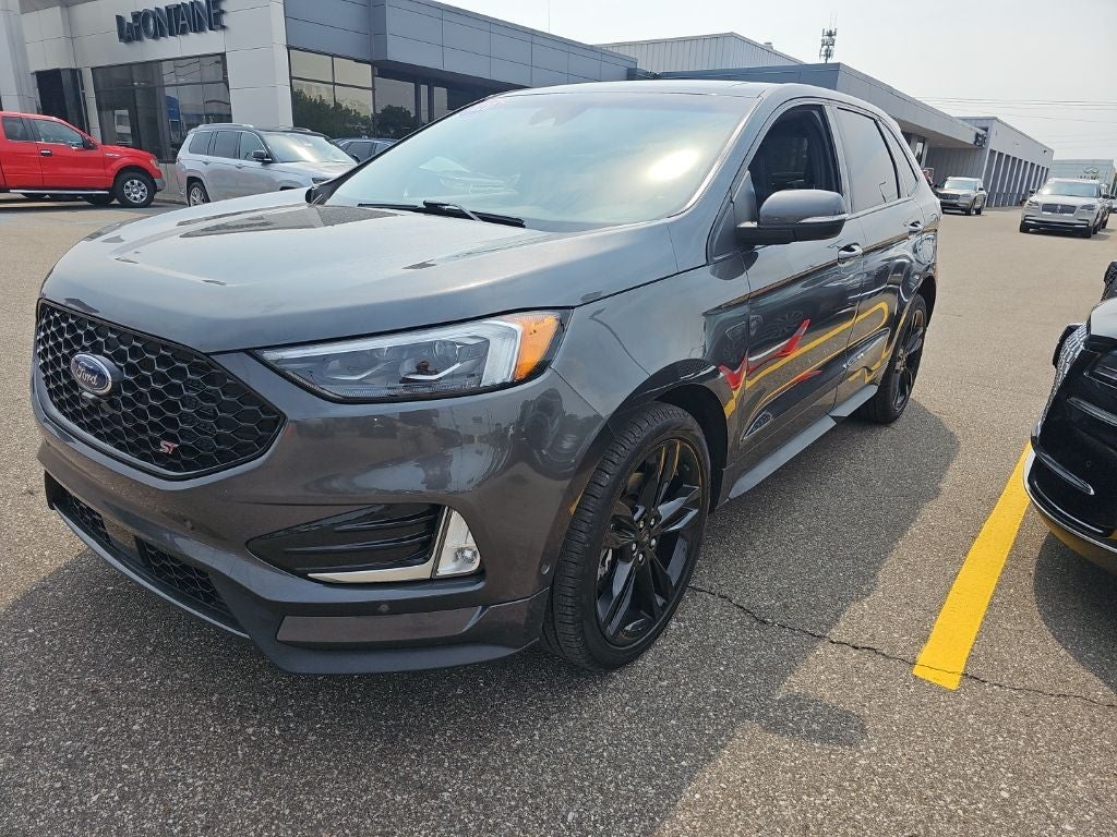 2020 Ford Edge ST