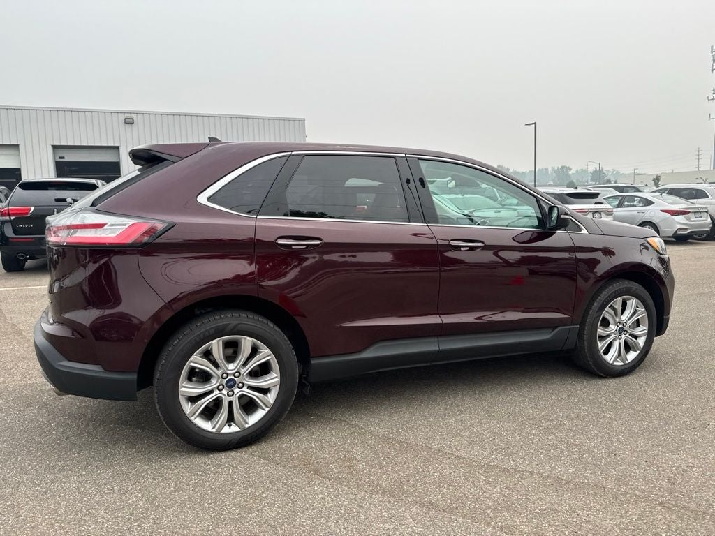 2022 Ford Edge Titanium