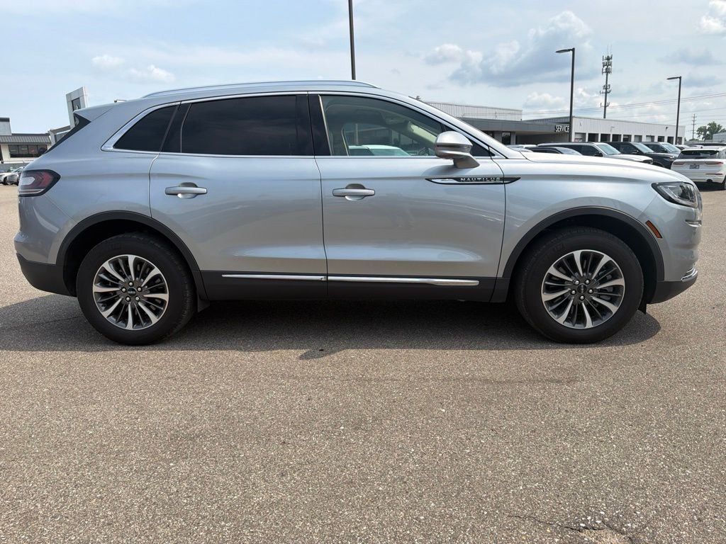 2023 Lincoln Nautilus Standard