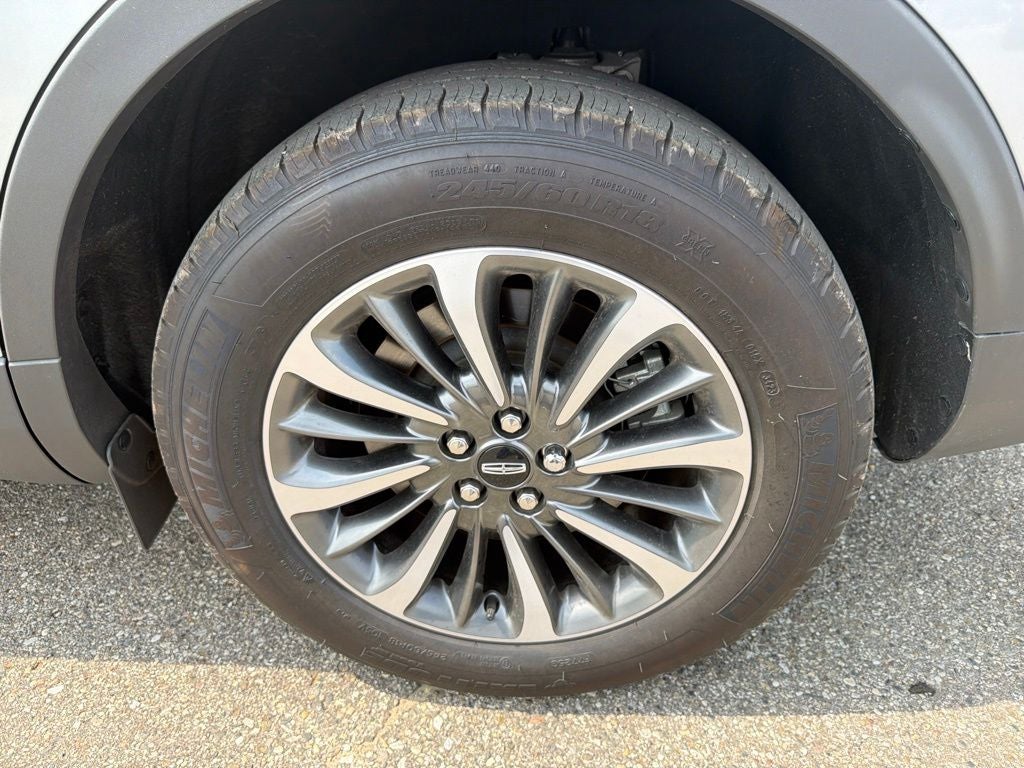 2023 Lincoln Nautilus Standard