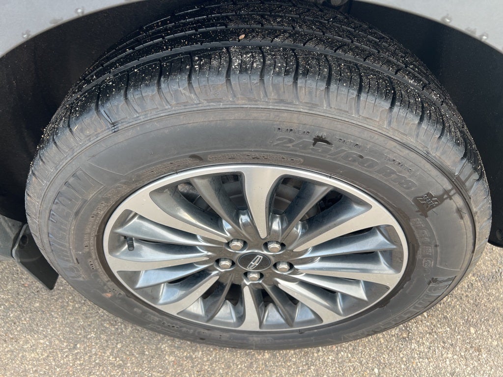 2023 Lincoln Nautilus Standard