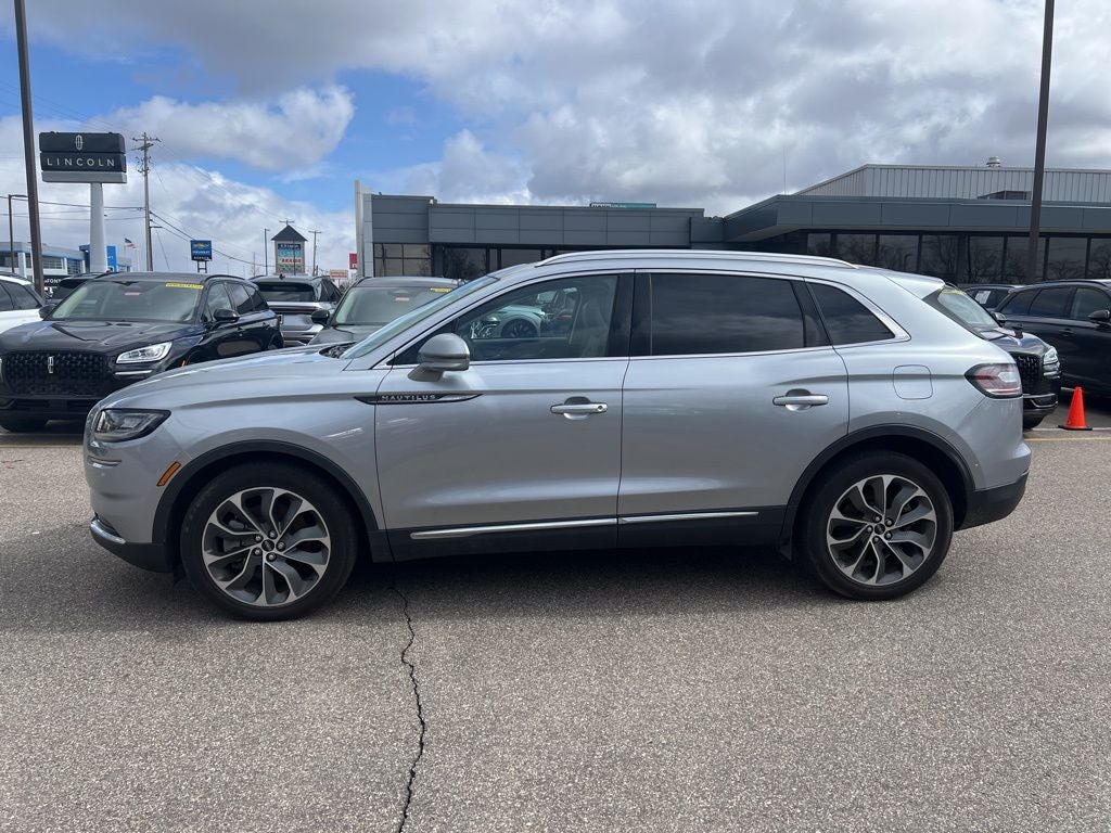 2022 Lincoln Nautilus Reserve