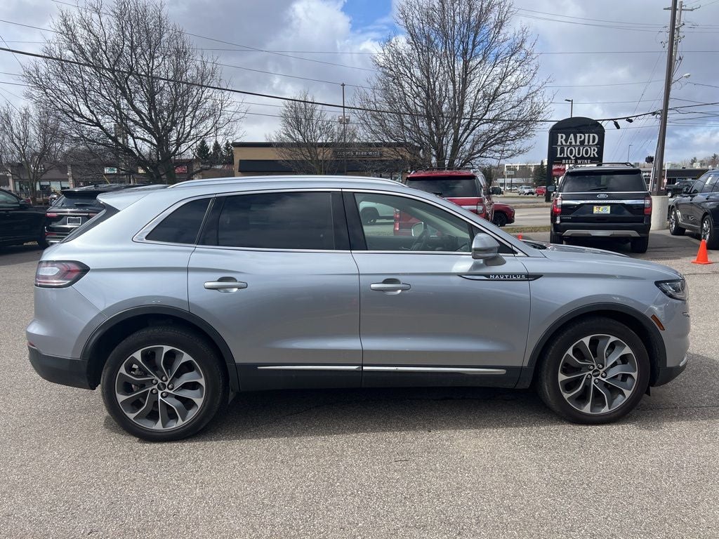 2022 Lincoln Nautilus Reserve