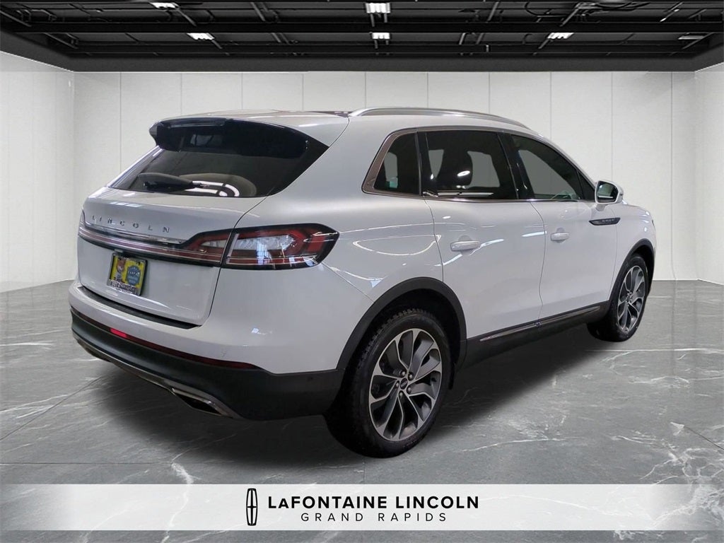 2022 Lincoln Nautilus Reserve