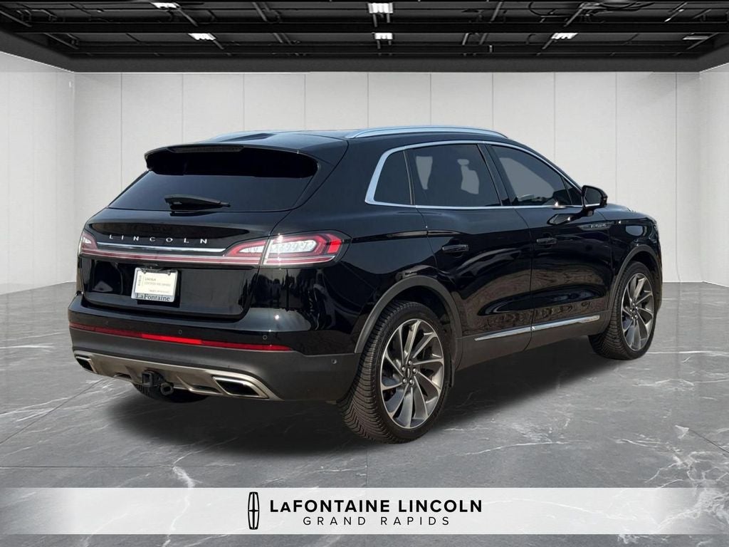 2022 Lincoln Nautilus Reserve