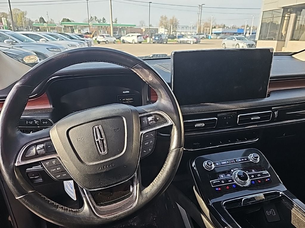 2023 Lincoln Nautilus Reserve