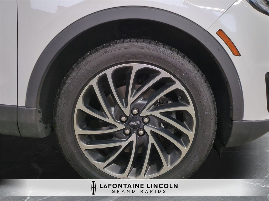 2020 Lincoln Nautilus Reserve