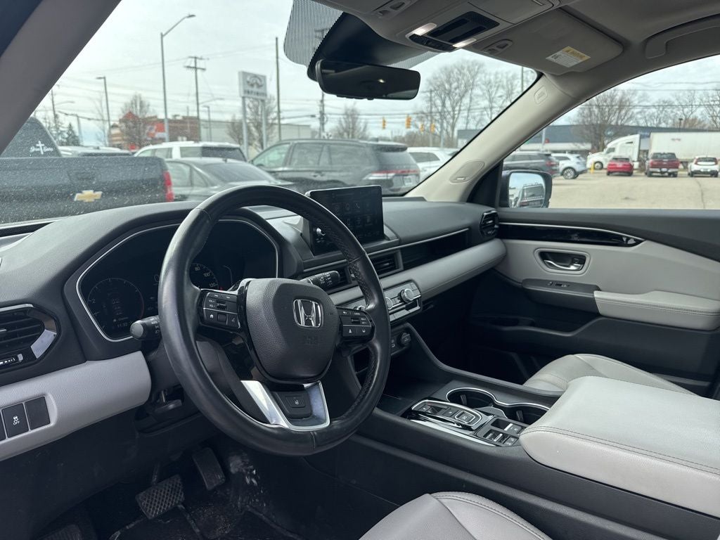 2023 Honda Pilot Touring