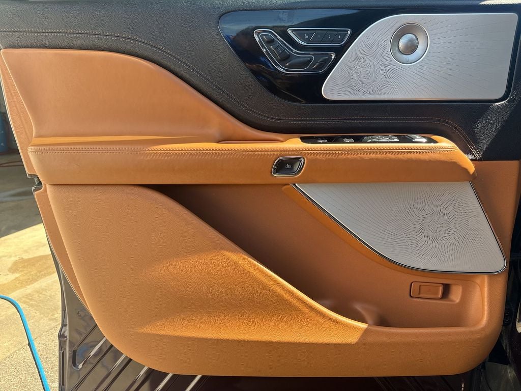 2023 Lincoln Aviator Black Label