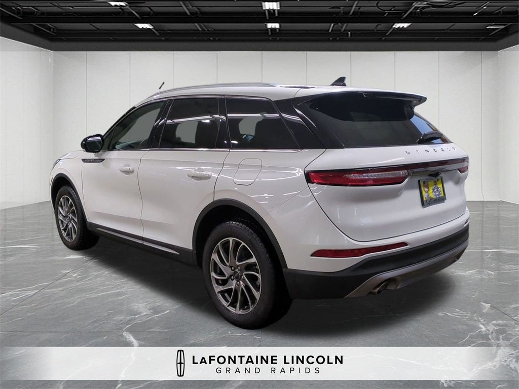 2022 Lincoln Corsair Standard