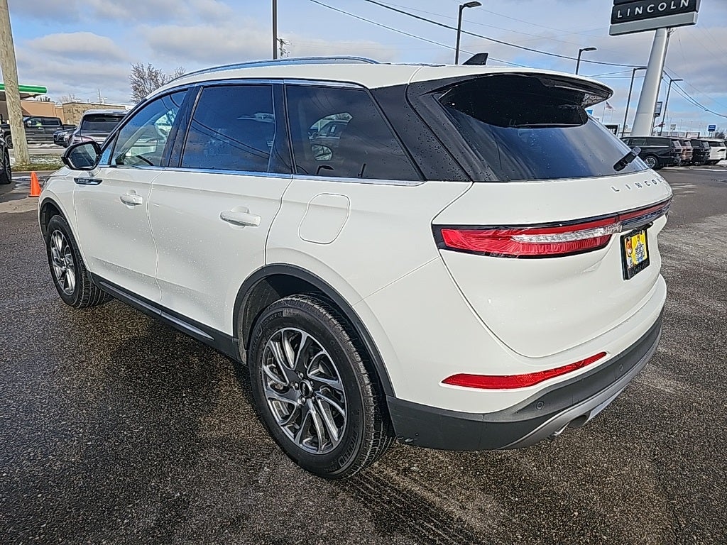 2022 Lincoln Corsair Standard