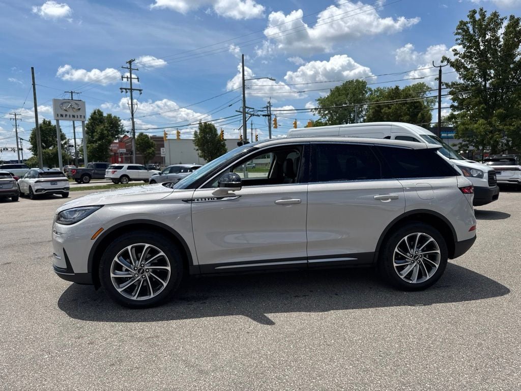 2023 Lincoln Corsair Standard
