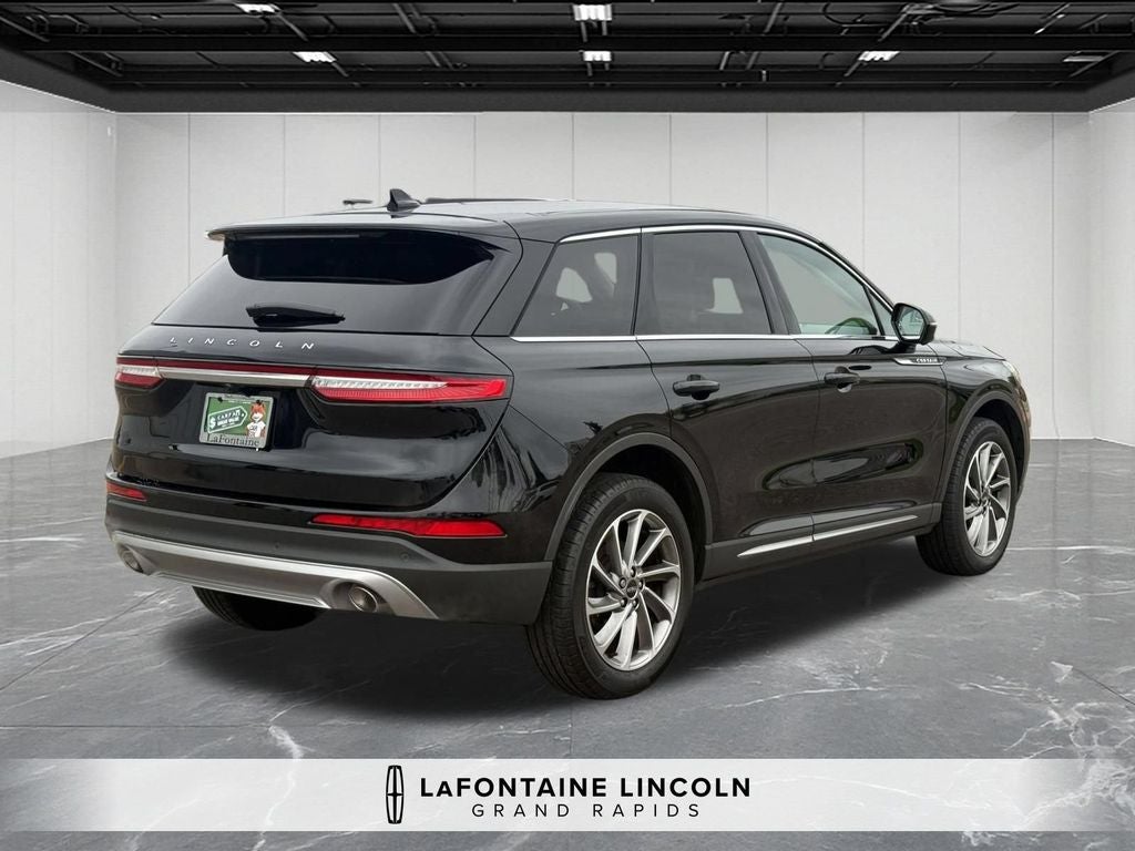 2023 Lincoln Corsair Standard