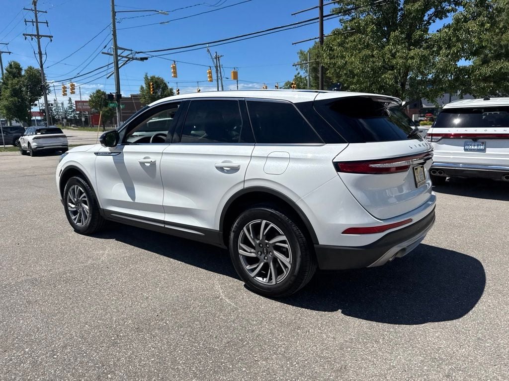 2023 Lincoln Corsair Standard