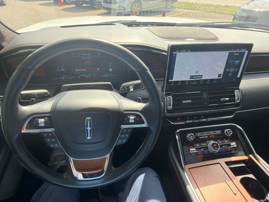 2024 Lincoln Navigator Black Label