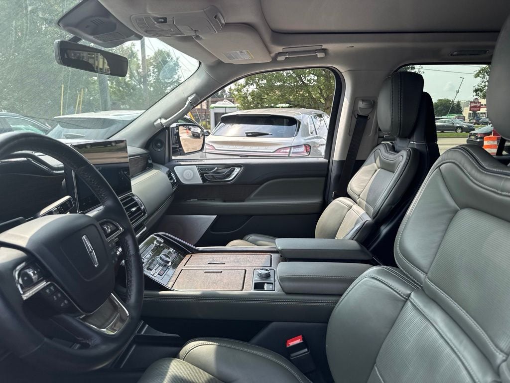 2024 Lincoln Navigator Black Label