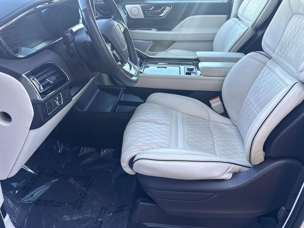 2023 Lincoln Navigator Black Label