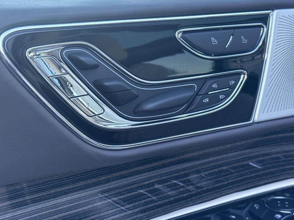 2023 Lincoln Navigator Black Label