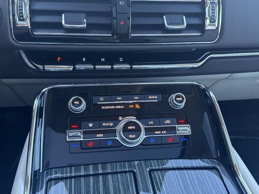 2023 Lincoln Navigator Black Label