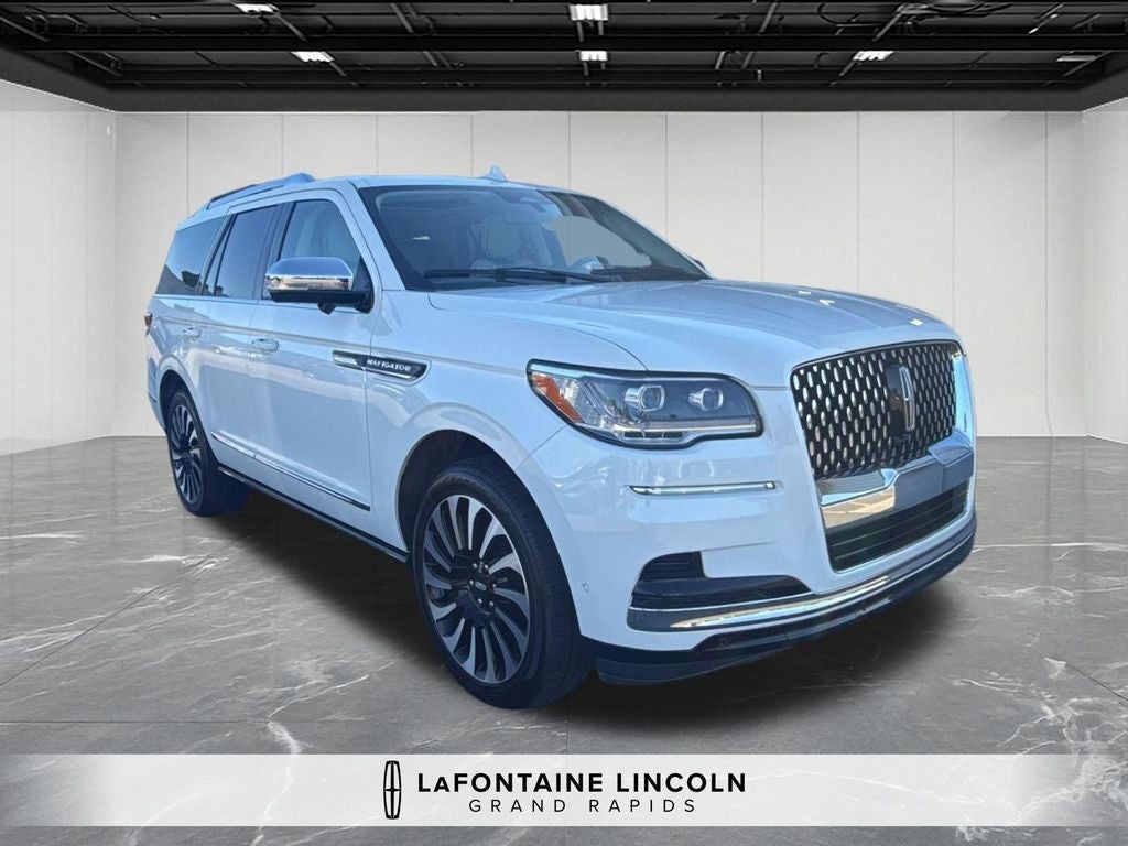 2023 Lincoln Navigator Black Label