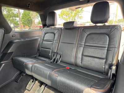 2024 Lincoln Navigator Black Label