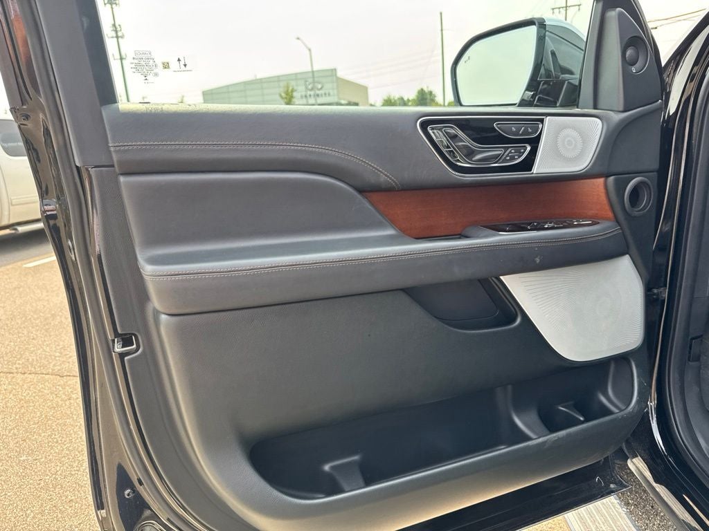 2024 Lincoln Navigator Black Label