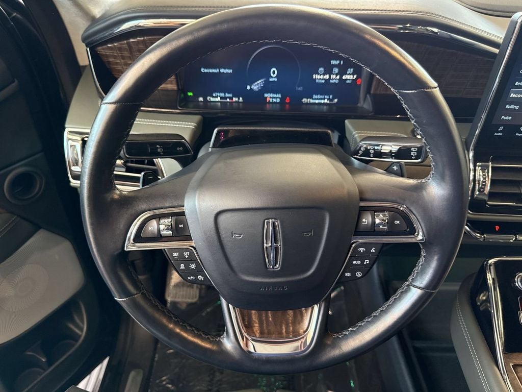 2023 Lincoln Navigator Black Label