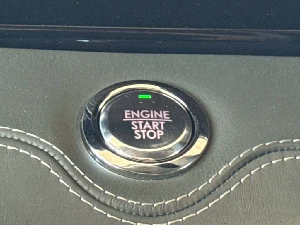 2023 Lincoln Navigator Black Label