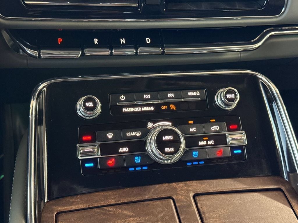 2023 Lincoln Navigator Black Label