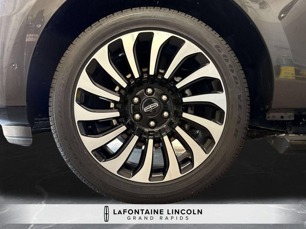 2023 Lincoln Navigator Black Label