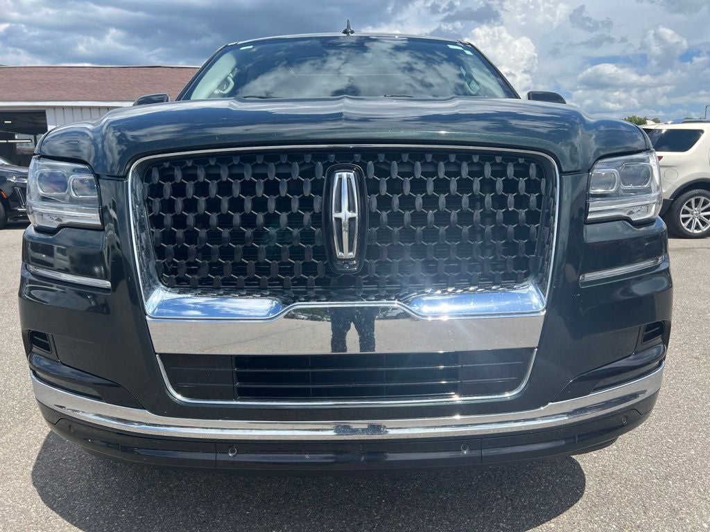 2022 Lincoln Navigator Black Label