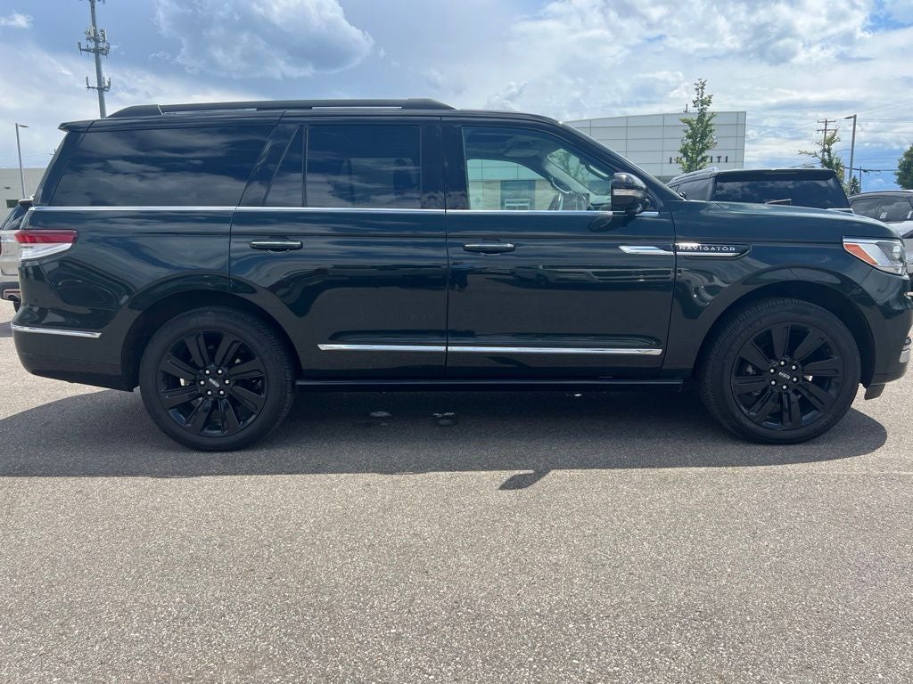 2022 Lincoln Navigator Black Label