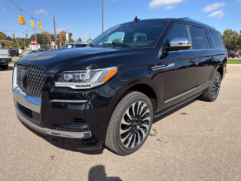 2023 Lincoln Navigator L Black Label