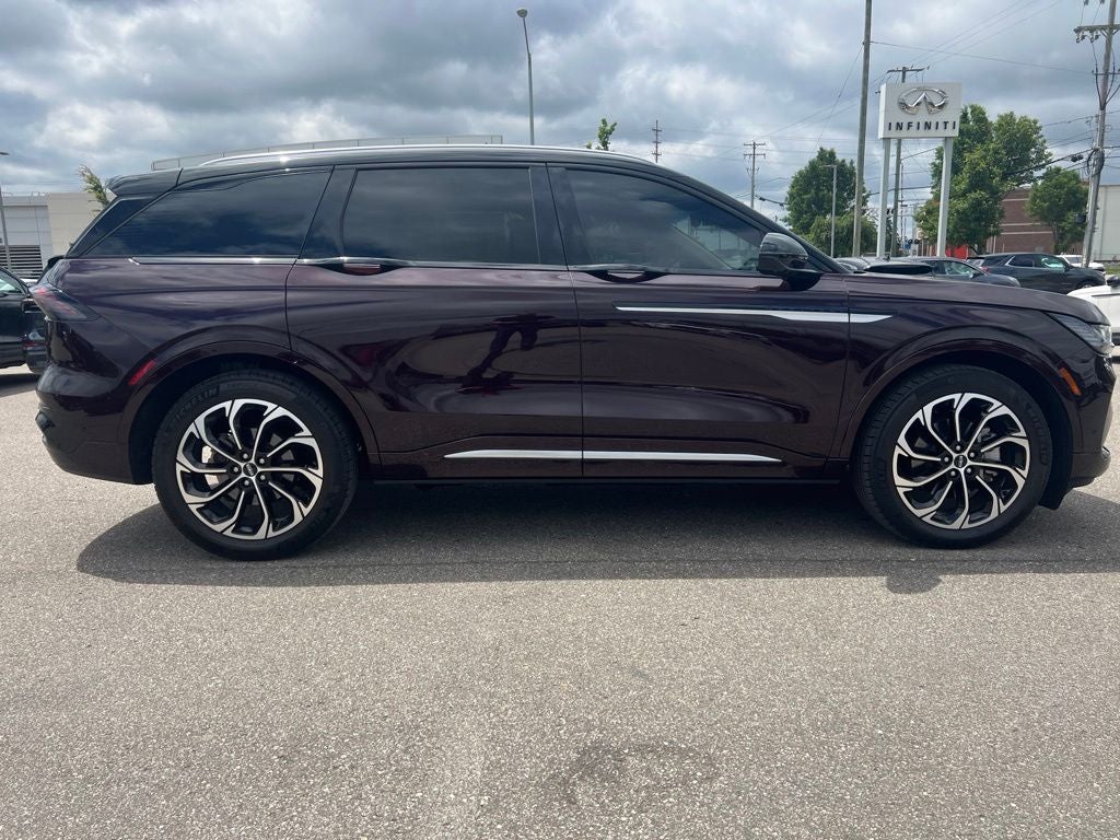 2024 Lincoln Nautilus Reserve