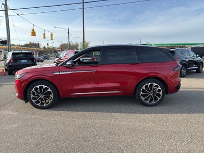 2024 Lincoln Nautilus Reserve