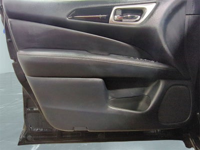 2020 Nissan Pathfinder SV