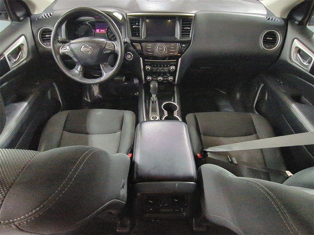 2020 Nissan Pathfinder SV