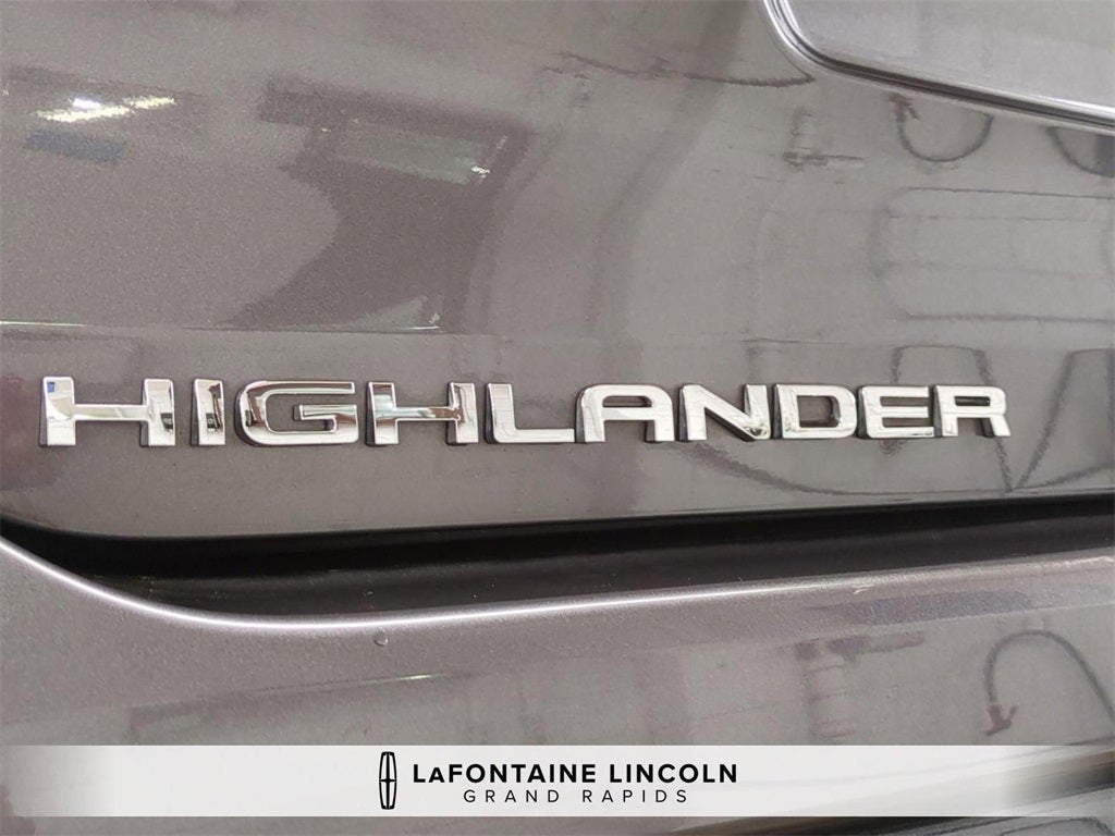 2022 Toyota Highlander Hybrid Limited