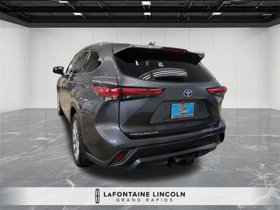 2022 Toyota Highlander Hybrid Limited
