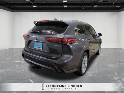 2022 Toyota Highlander Hybrid Limited
