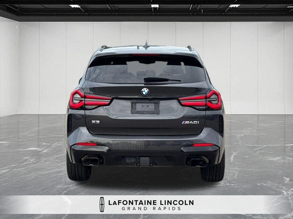 2024 BMW X3 M40i