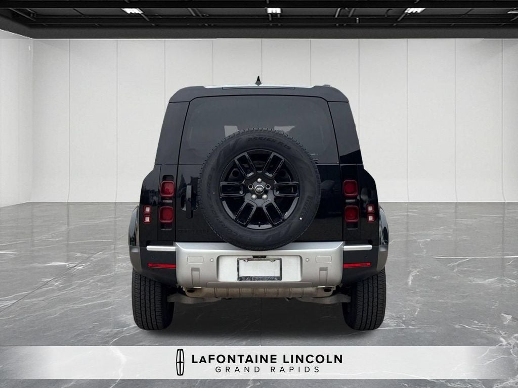2025 Land Rover Defender 110 S