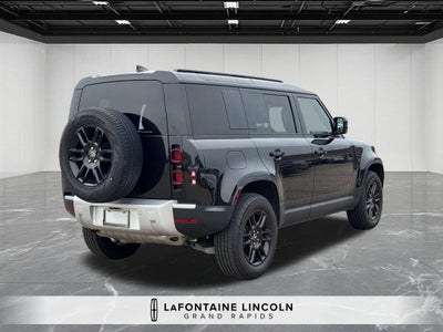 2025 Land Rover Defender 110 S