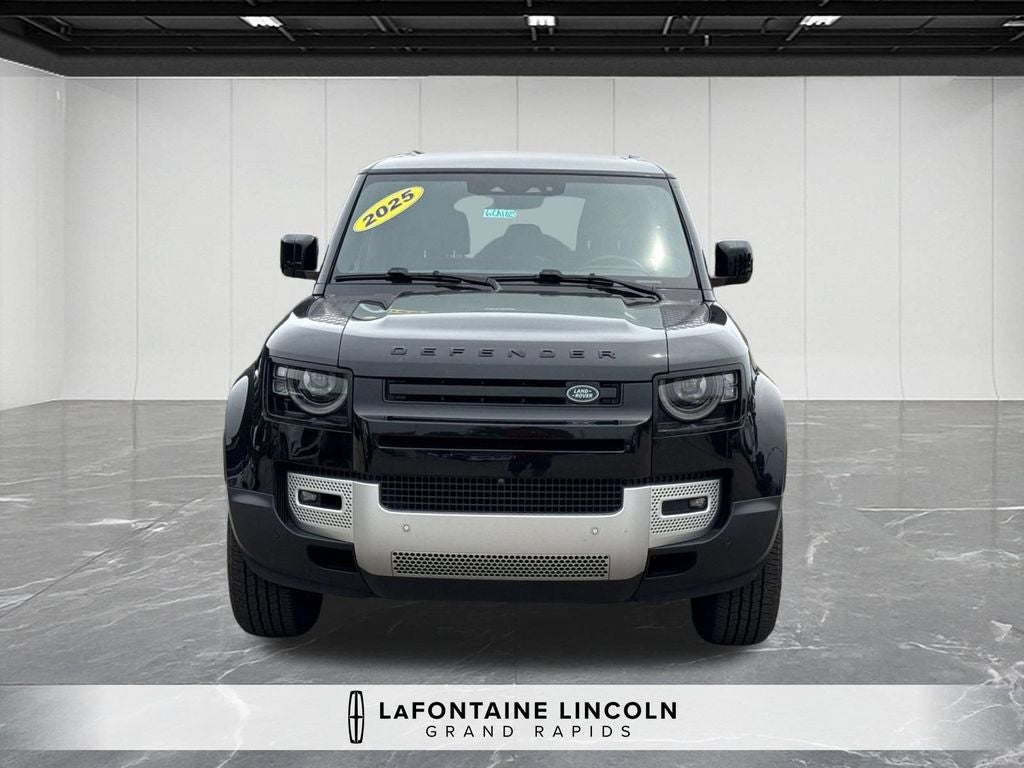 2025 Land Rover Defender 110 S
